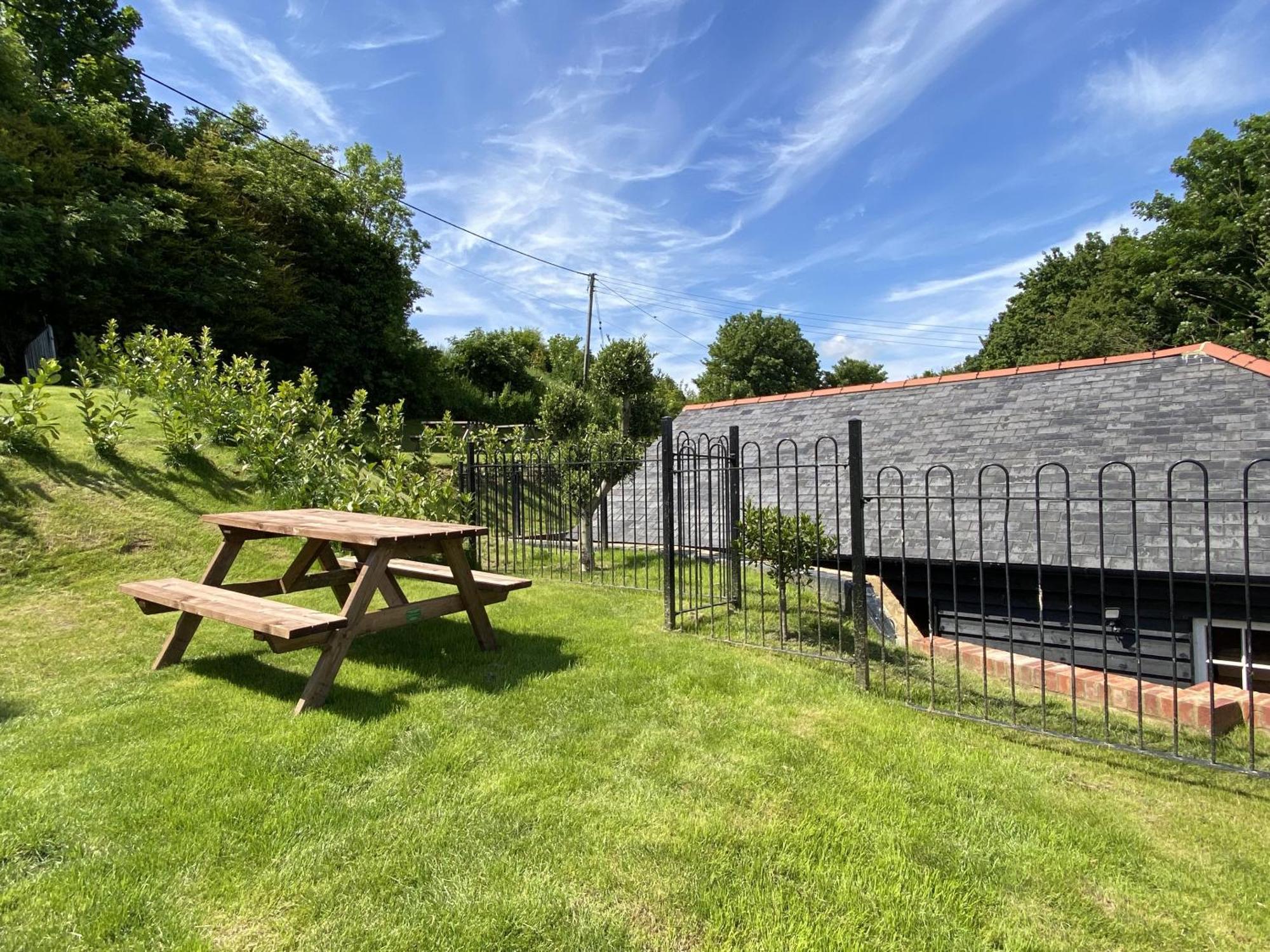 Bed and Breakfast The Lydden Bell Exterior foto